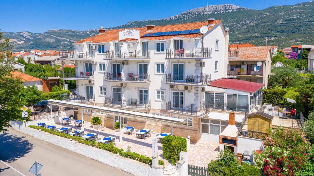 Hotel Aqua - Guest Rooms & Suites Kaštela Extérieur photo